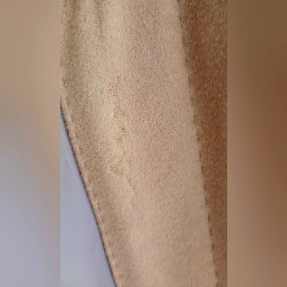 Banana Republic Full-length Wool . Sold AS IS. Read full description 🚨 - Picture 14 of 16